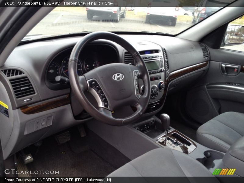 Harbor Gray Metallic / Gray 2010 Hyundai Santa Fe SE 4WD