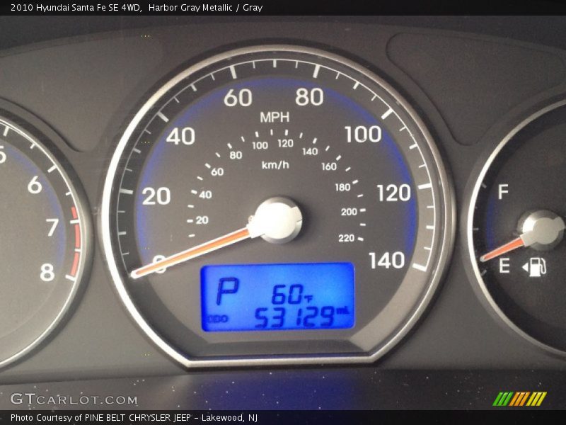 Harbor Gray Metallic / Gray 2010 Hyundai Santa Fe SE 4WD