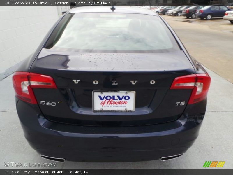 Caspian Blue Metallic / Off-Black 2015 Volvo S60 T5 Drive-E