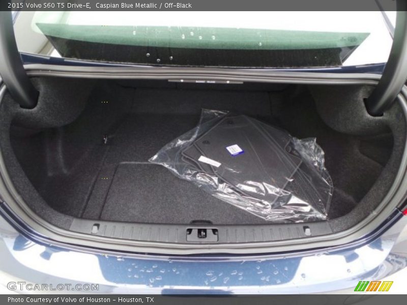  2015 S60 T5 Drive-E Trunk