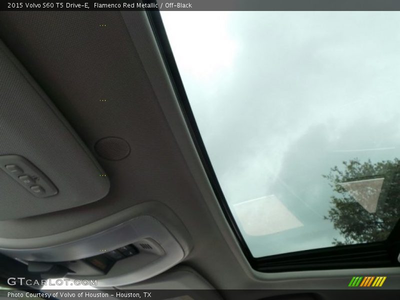 Flamenco Red Metallic / Off-Black 2015 Volvo S60 T5 Drive-E