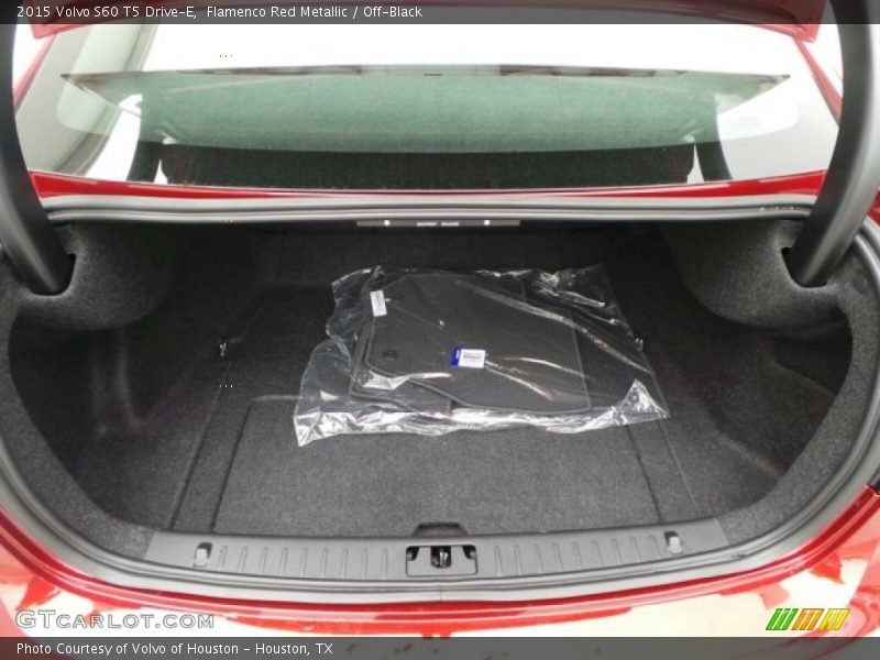  2015 S60 T5 Drive-E Trunk