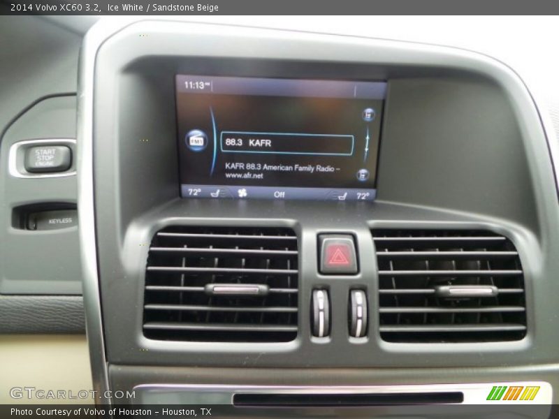 Ice White / Sandstone Beige 2014 Volvo XC60 3.2