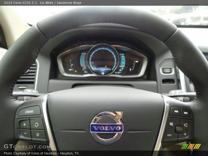 Ice White / Sandstone Beige 2014 Volvo XC60 3.2