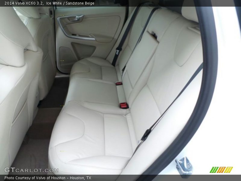 Ice White / Sandstone Beige 2014 Volvo XC60 3.2