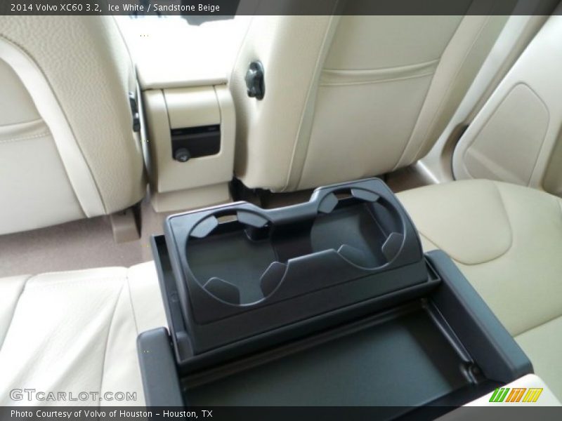 Ice White / Sandstone Beige 2014 Volvo XC60 3.2
