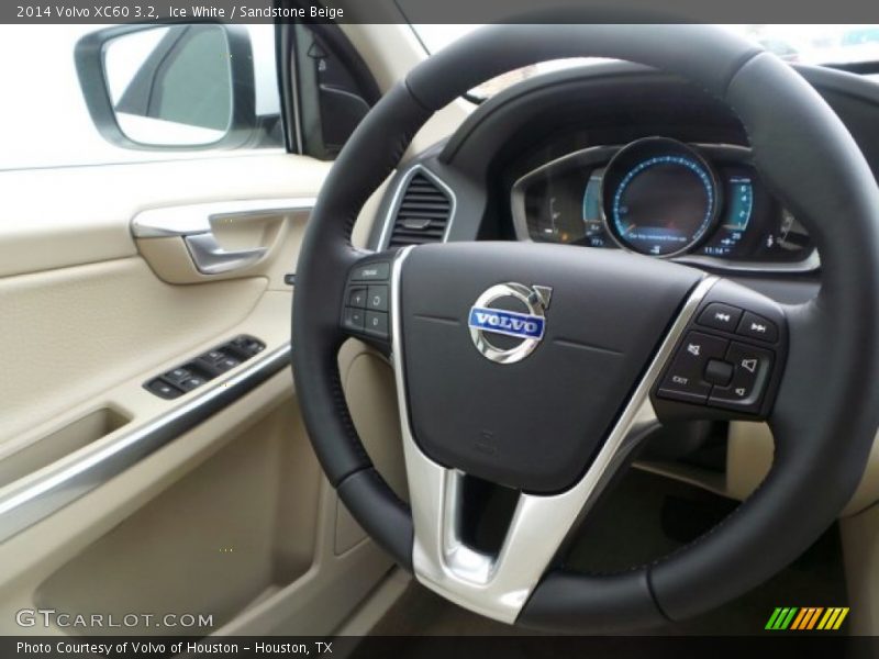 Ice White / Sandstone Beige 2014 Volvo XC60 3.2