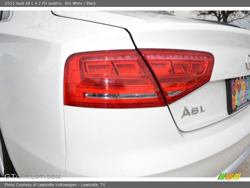 Ibis White / Black 2011 Audi A8 L 4.2 FSI quattro