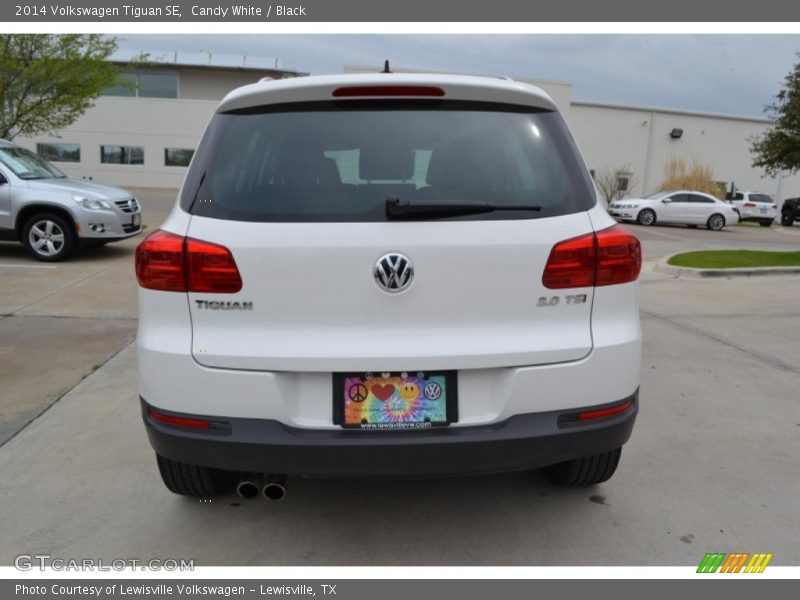 Candy White / Black 2014 Volkswagen Tiguan SE
