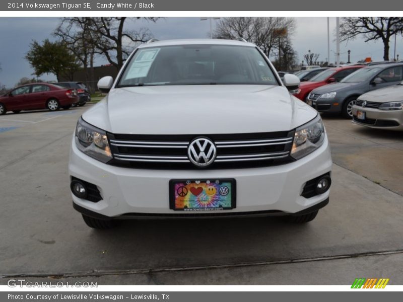 Candy White / Black 2014 Volkswagen Tiguan SE