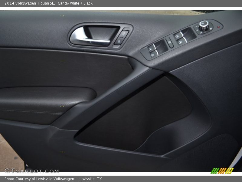 Candy White / Black 2014 Volkswagen Tiguan SE