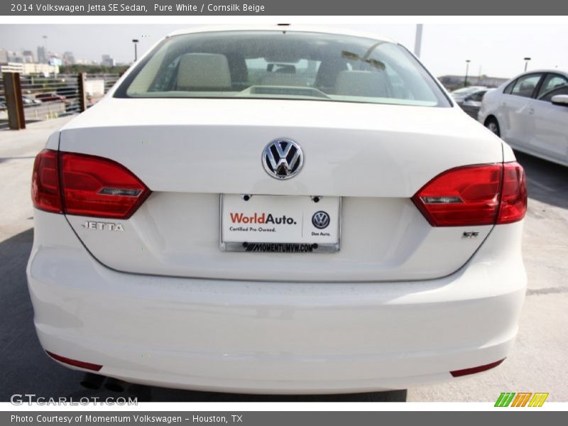 Pure White / Cornsilk Beige 2014 Volkswagen Jetta SE Sedan