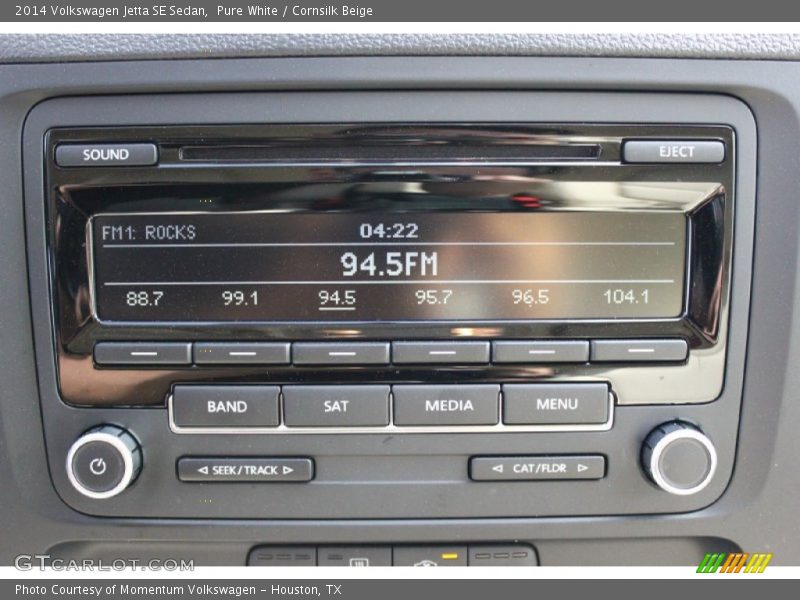 Pure White / Cornsilk Beige 2014 Volkswagen Jetta SE Sedan