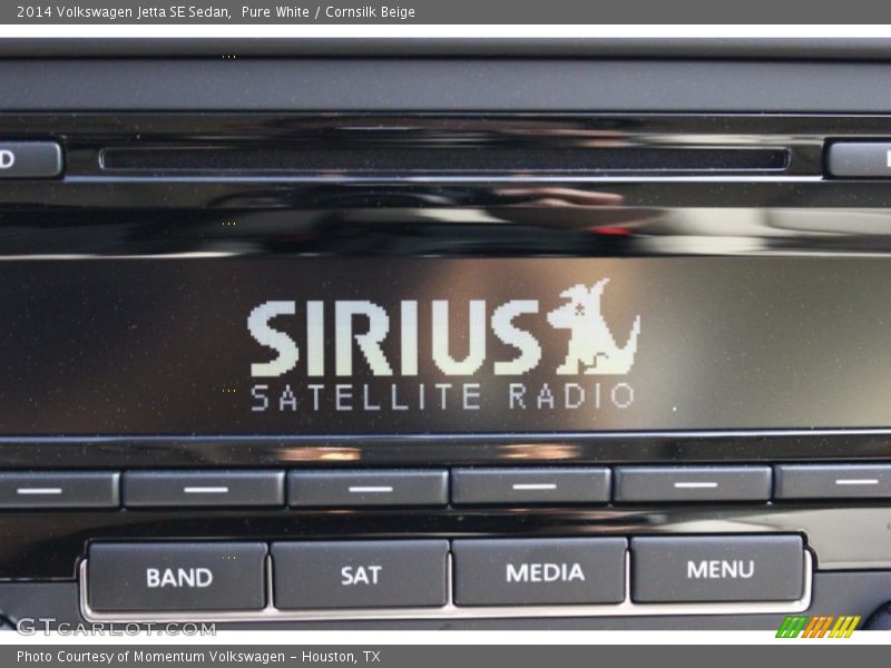 Pure White / Cornsilk Beige 2014 Volkswagen Jetta SE Sedan