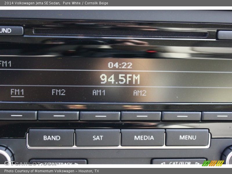 Pure White / Cornsilk Beige 2014 Volkswagen Jetta SE Sedan