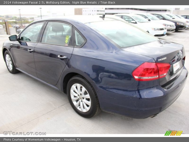 Night Blue Metallic / Titan Black 2014 Volkswagen Passat 2.5L Wolfsburg Edition