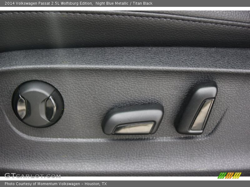 Night Blue Metallic / Titan Black 2014 Volkswagen Passat 2.5L Wolfsburg Edition