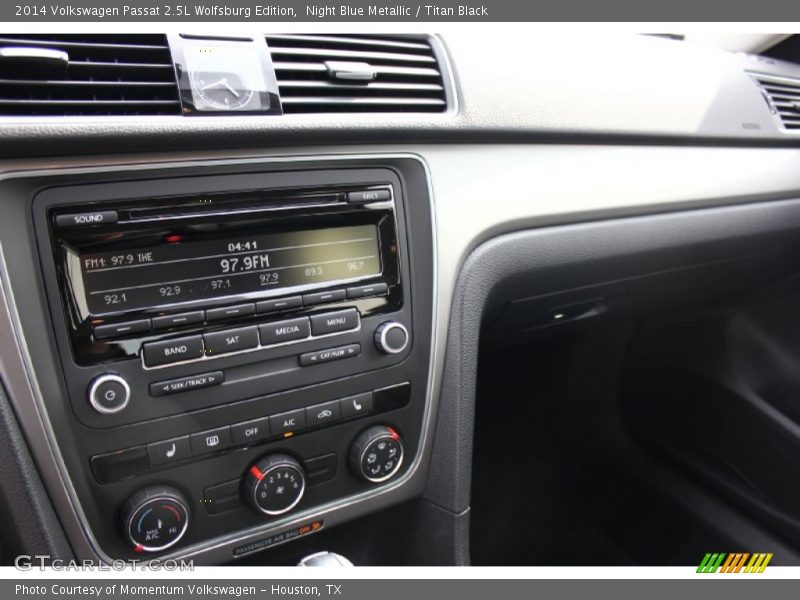 Night Blue Metallic / Titan Black 2014 Volkswagen Passat 2.5L Wolfsburg Edition