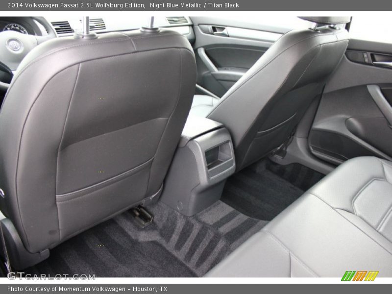 Night Blue Metallic / Titan Black 2014 Volkswagen Passat 2.5L Wolfsburg Edition
