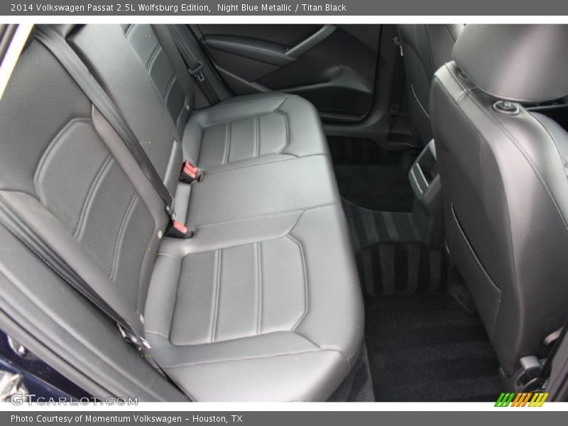 Night Blue Metallic / Titan Black 2014 Volkswagen Passat 2.5L Wolfsburg Edition