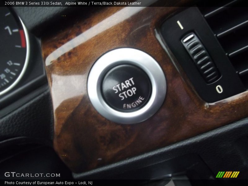 Alpine White / Terra/Black Dakota Leather 2006 BMW 3 Series 330i Sedan