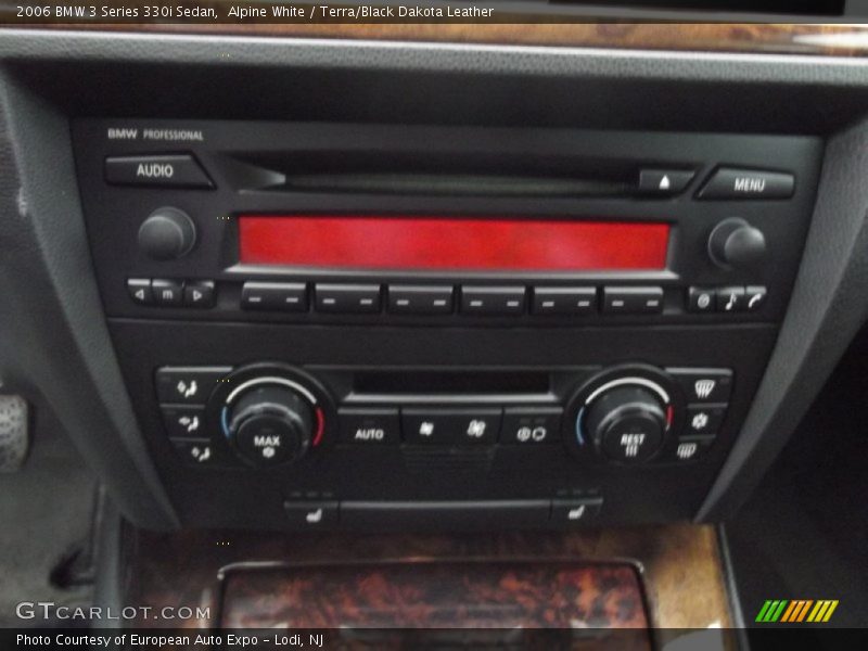 Alpine White / Terra/Black Dakota Leather 2006 BMW 3 Series 330i Sedan