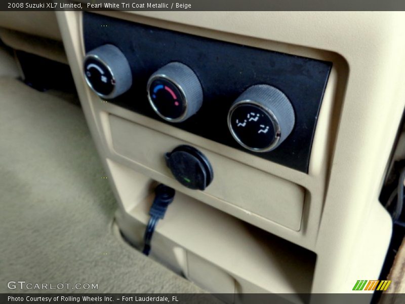 Pearl White Tri Coat Metallic / Beige 2008 Suzuki XL7 Limited