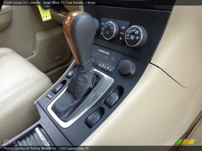 Pearl White Tri Coat Metallic / Beige 2008 Suzuki XL7 Limited