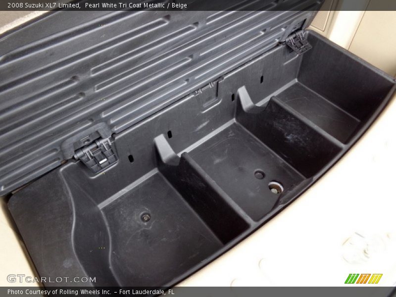 Pearl White Tri Coat Metallic / Beige 2008 Suzuki XL7 Limited