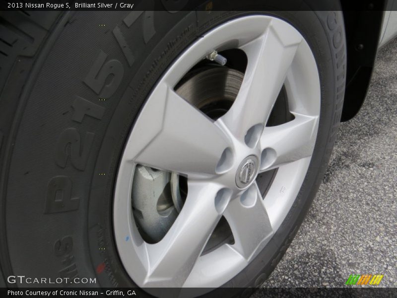 Brilliant Silver / Gray 2013 Nissan Rogue S