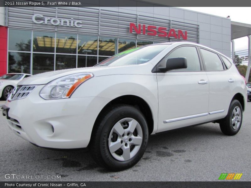 Pearl White / Black 2013 Nissan Rogue S