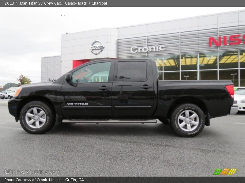 Galaxy Black / Charcoal 2013 Nissan Titan SV Crew Cab