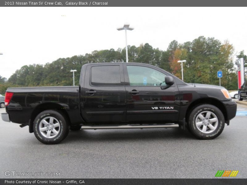 Galaxy Black / Charcoal 2013 Nissan Titan SV Crew Cab