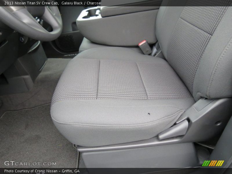 Galaxy Black / Charcoal 2013 Nissan Titan SV Crew Cab