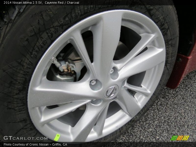 Cayenne Red / Charcoal 2014 Nissan Altima 2.5 SV