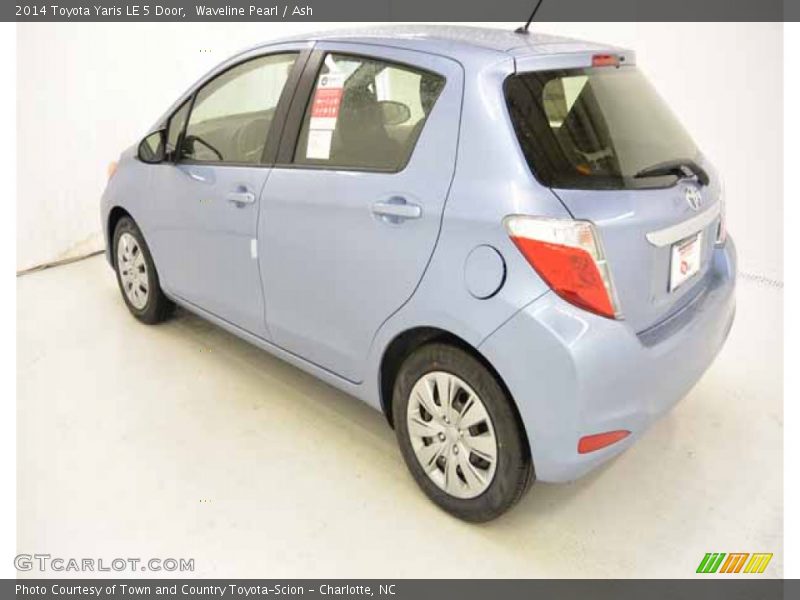 Waveline Pearl / Ash 2014 Toyota Yaris LE 5 Door