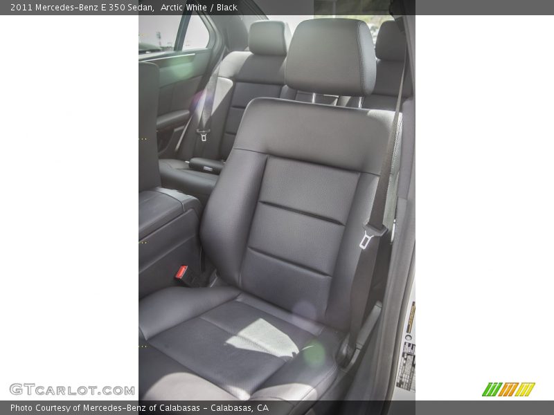 Arctic White / Black 2011 Mercedes-Benz E 350 Sedan