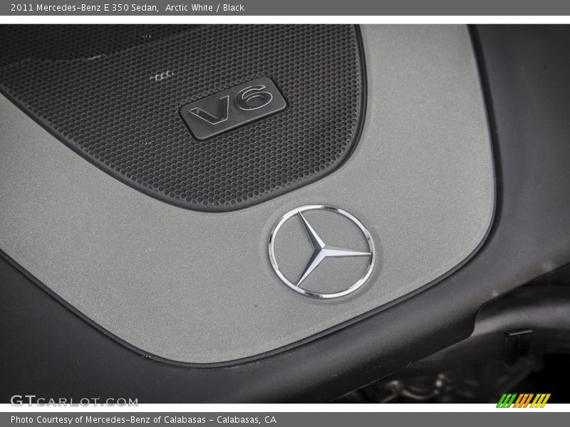 Arctic White / Black 2011 Mercedes-Benz E 350 Sedan