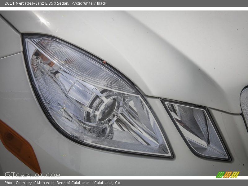 Arctic White / Black 2011 Mercedes-Benz E 350 Sedan