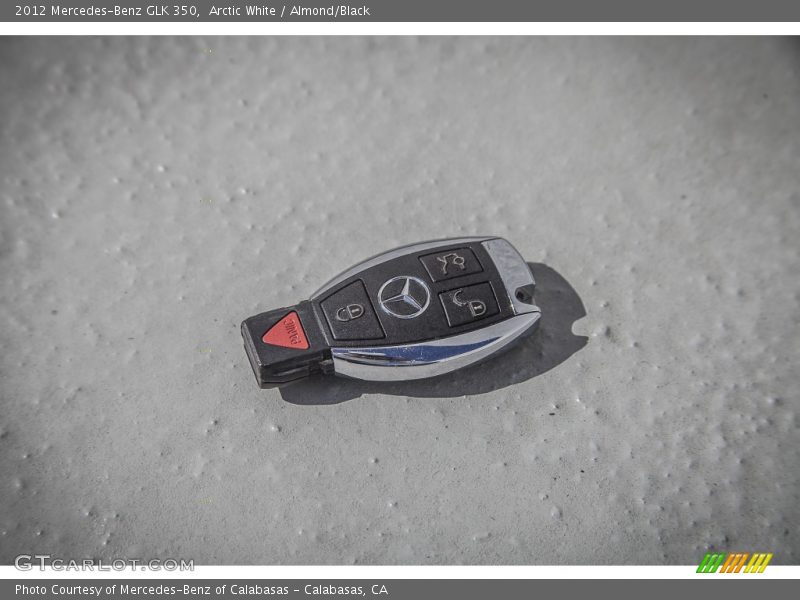 Arctic White / Almond/Black 2012 Mercedes-Benz GLK 350