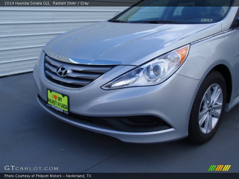 Radiant Silver / Gray 2014 Hyundai Sonata GLS