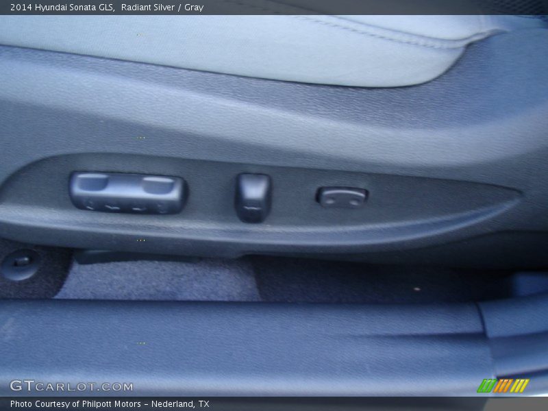 Radiant Silver / Gray 2014 Hyundai Sonata GLS