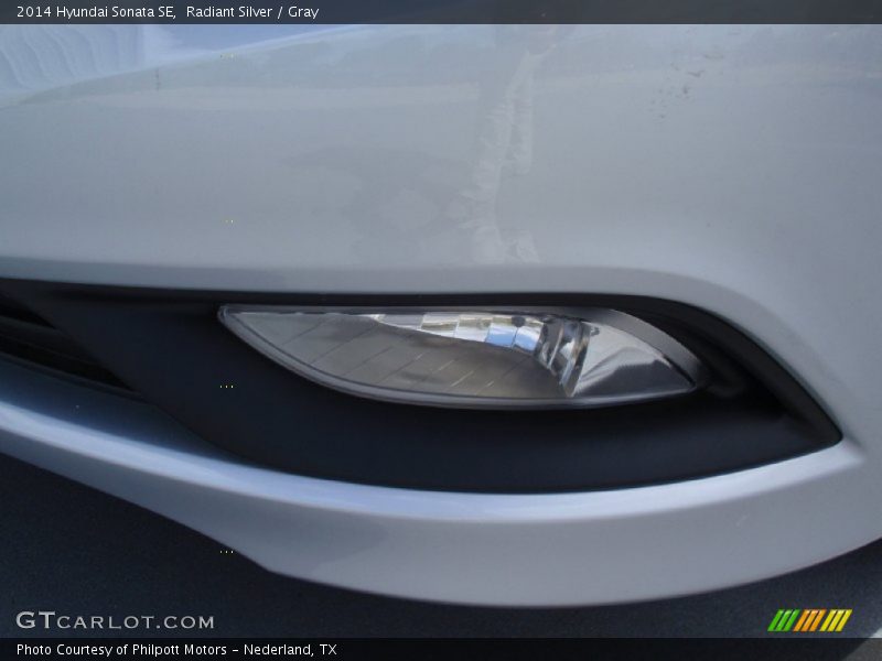 Radiant Silver / Gray 2014 Hyundai Sonata SE