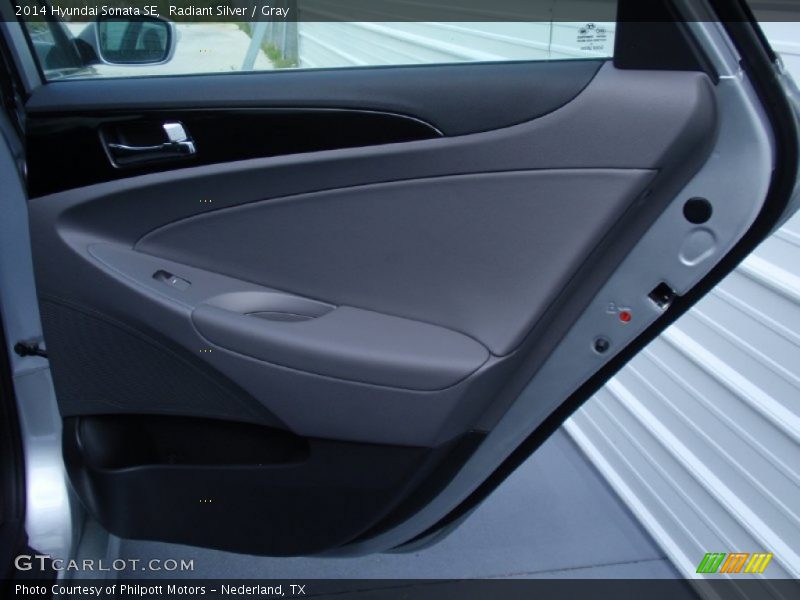 Radiant Silver / Gray 2014 Hyundai Sonata SE