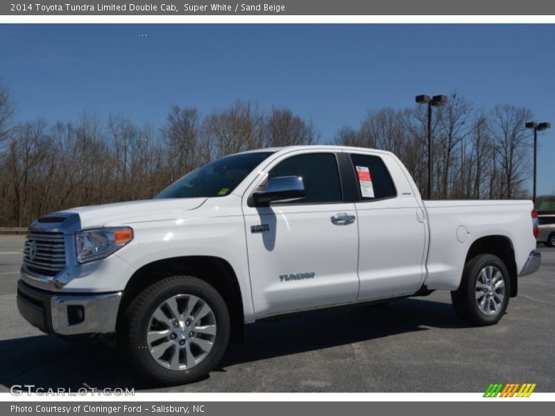 Front 3/4 View of 2014 Tundra Limited Double Cab