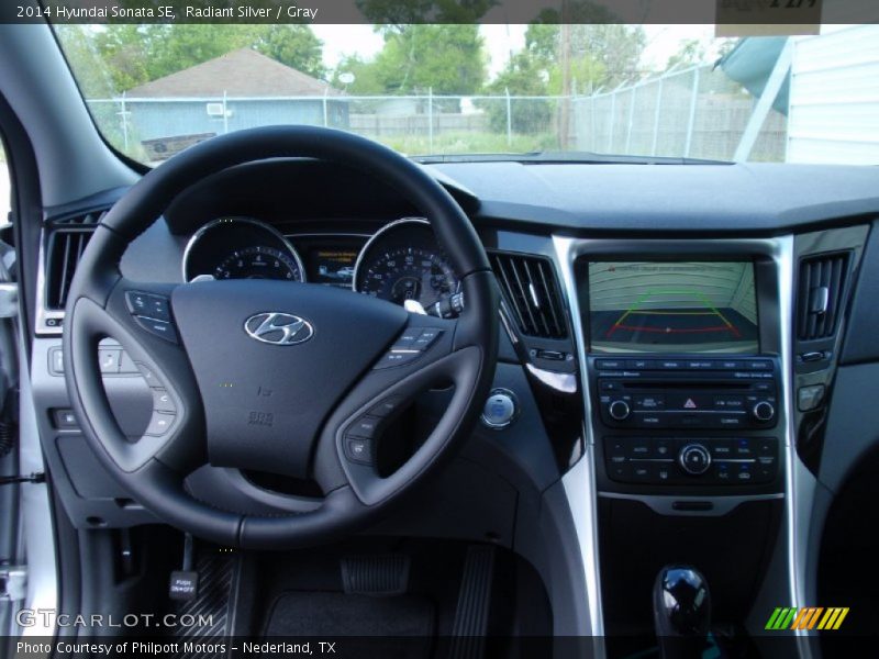 Radiant Silver / Gray 2014 Hyundai Sonata SE