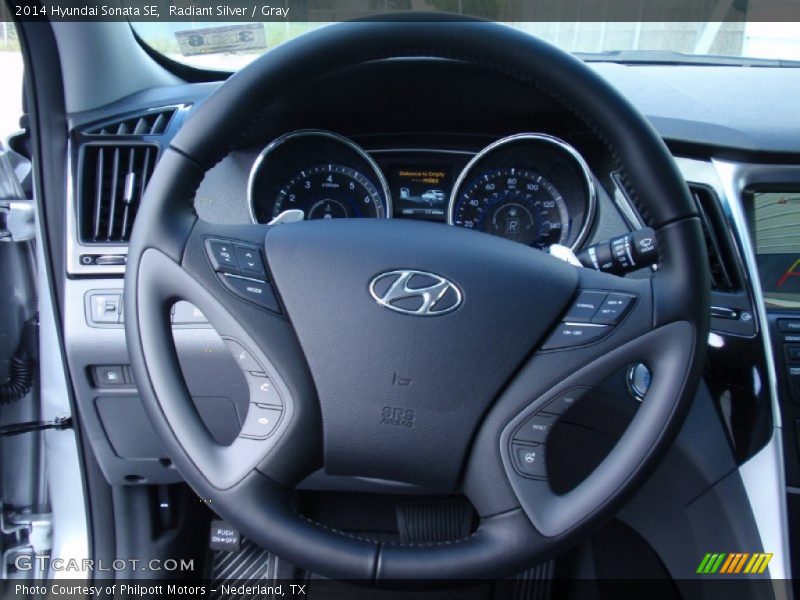 Radiant Silver / Gray 2014 Hyundai Sonata SE