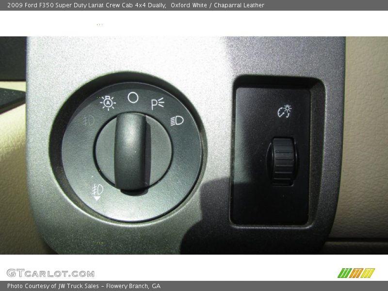 Oxford White / Chaparral Leather 2009 Ford F350 Super Duty Lariat Crew Cab 4x4 Dually