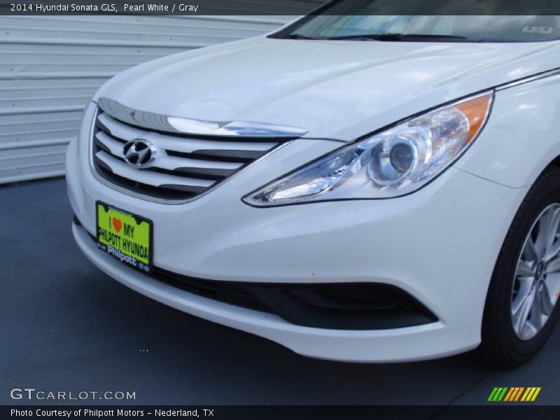 Pearl White / Gray 2014 Hyundai Sonata GLS