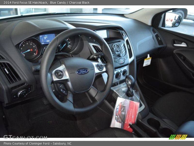 Blue Candy / Charcoal Black 2014 Ford Focus SE Hatchback
